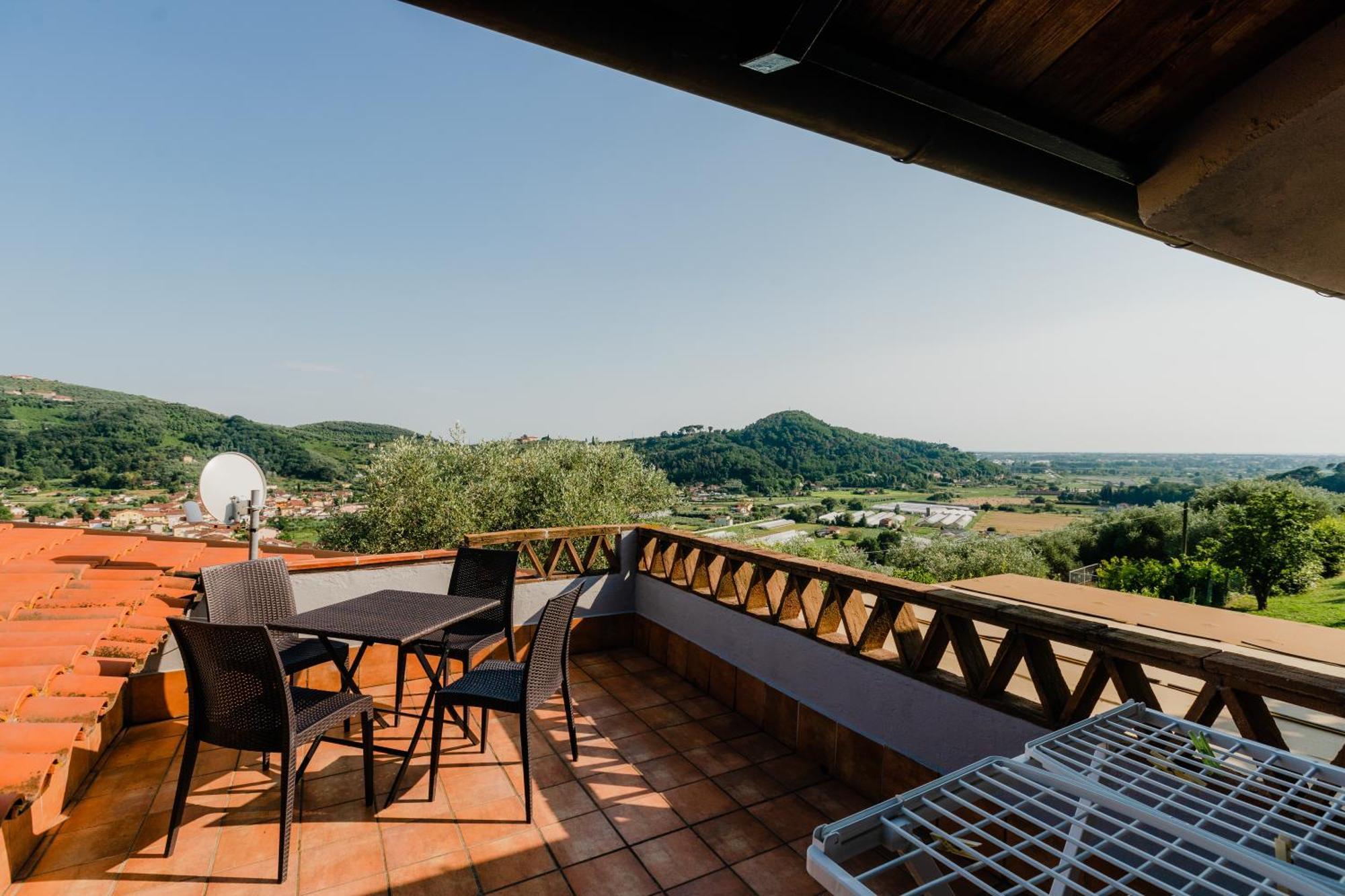 La Tana Del Geco Villa Massarosa Luaran gambar